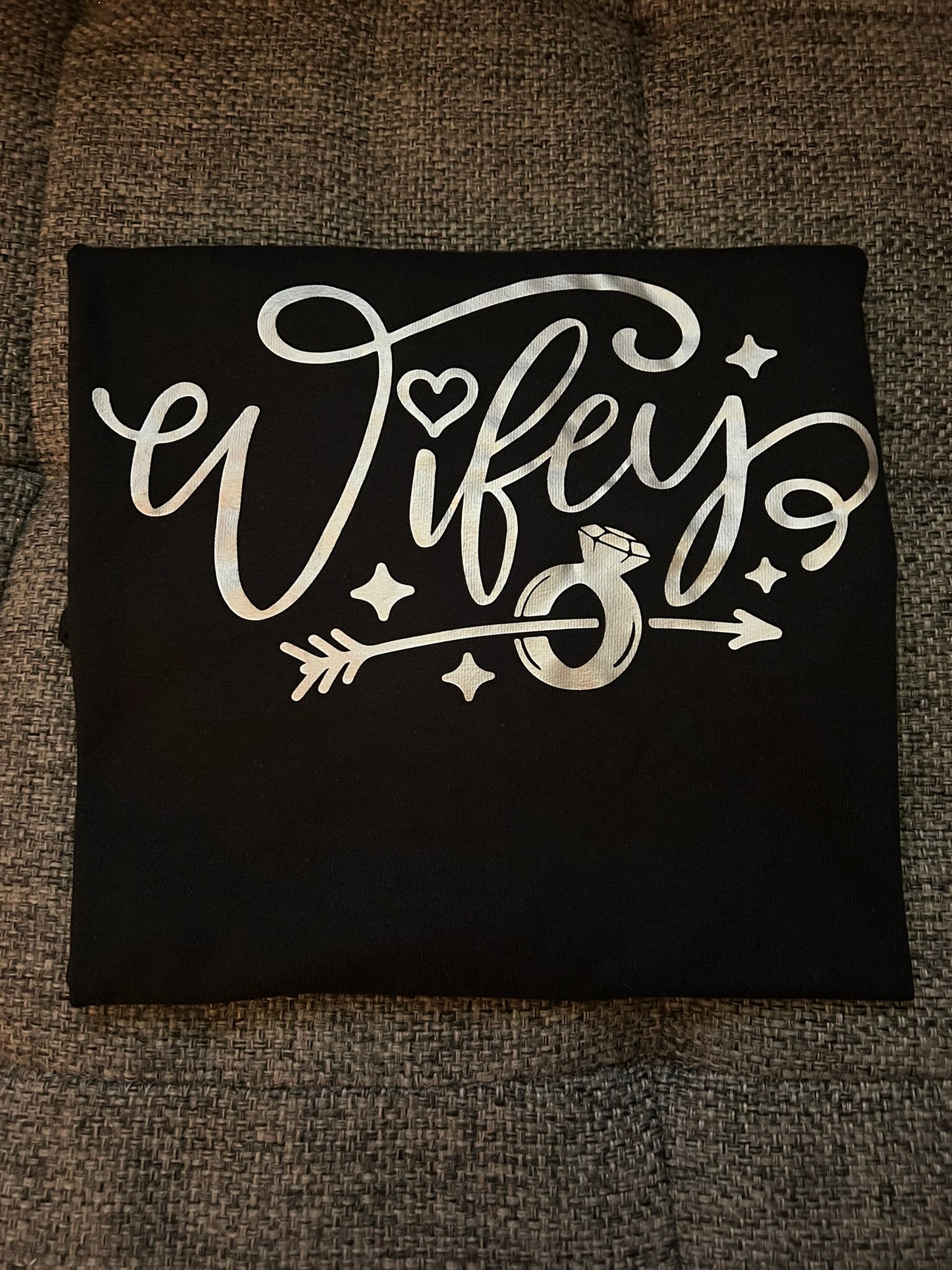 DESTASH! - "Wifey" T-shirt (Large)